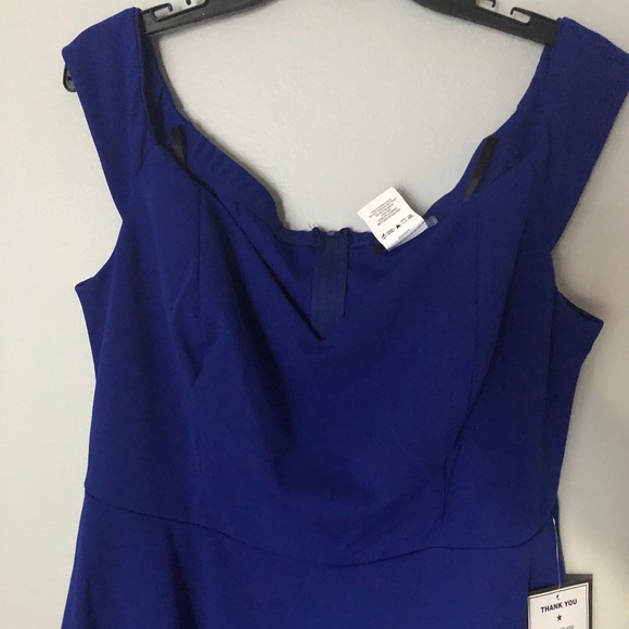 NWT Beautiful Dress!! - Picture 10 of 10